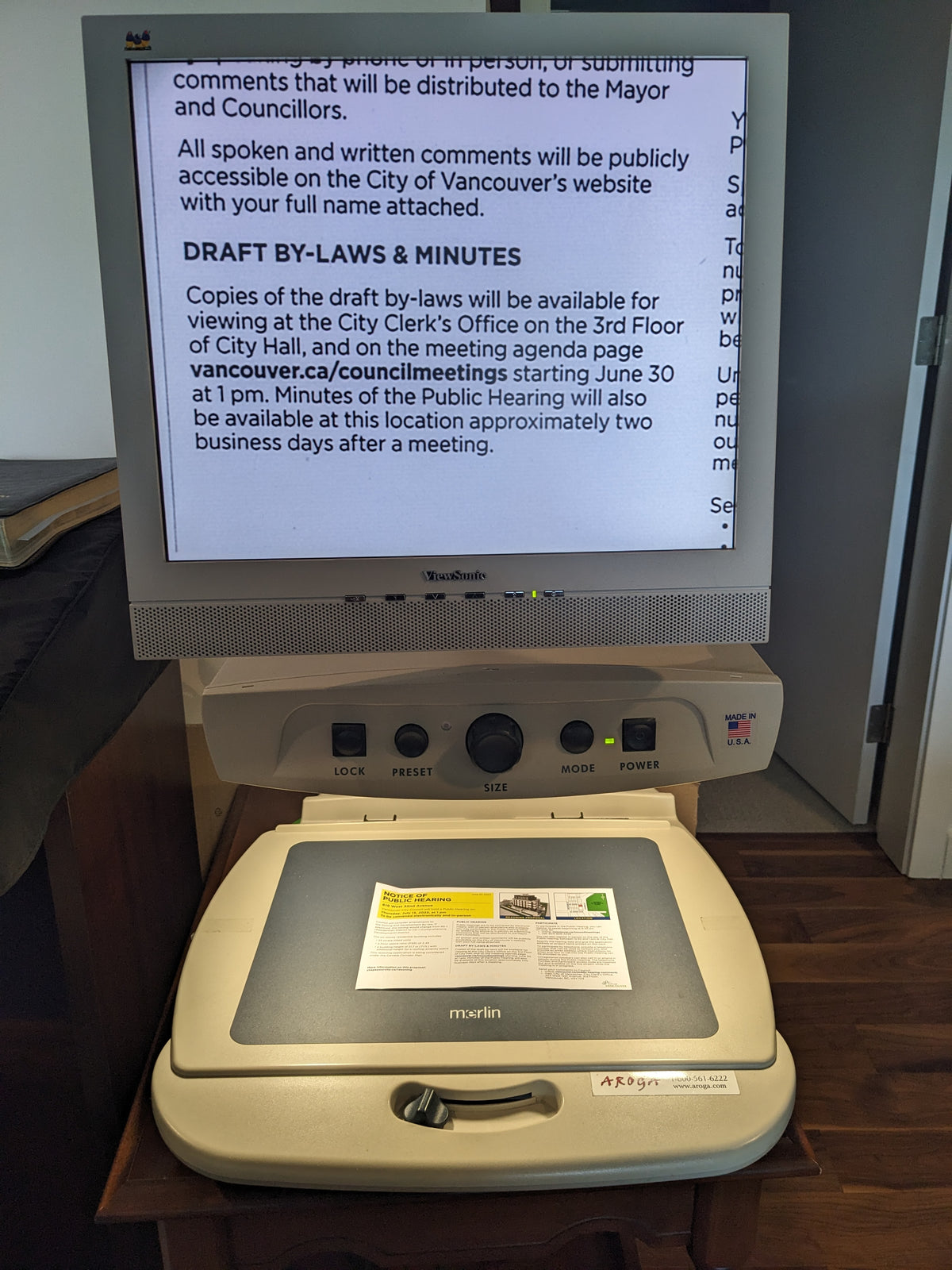 Gently Used Merlin LCD 17"