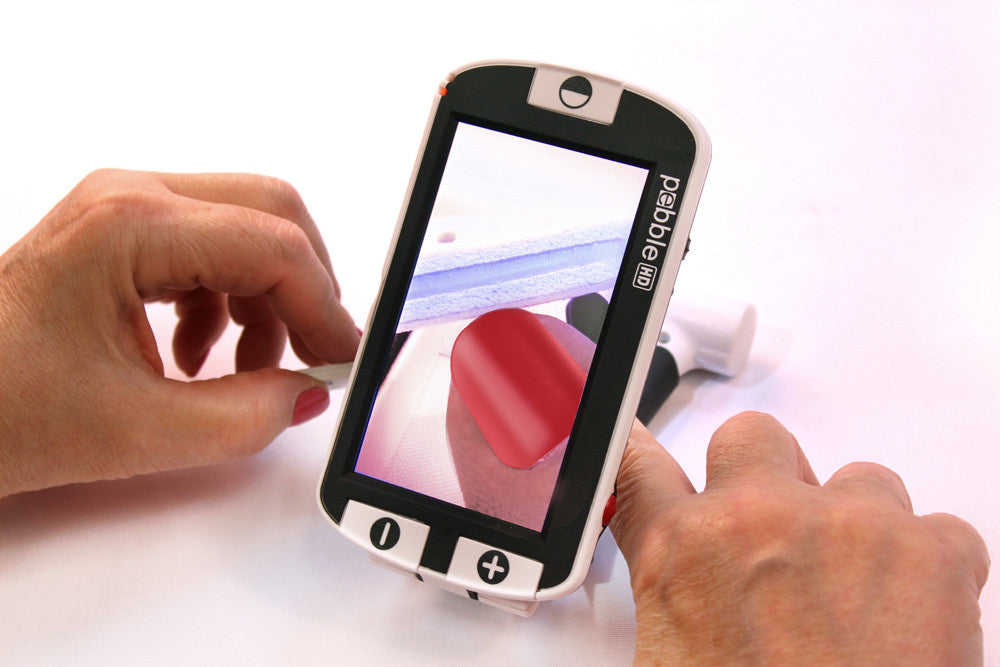 Pebble HD Portable Electronic Magnifier